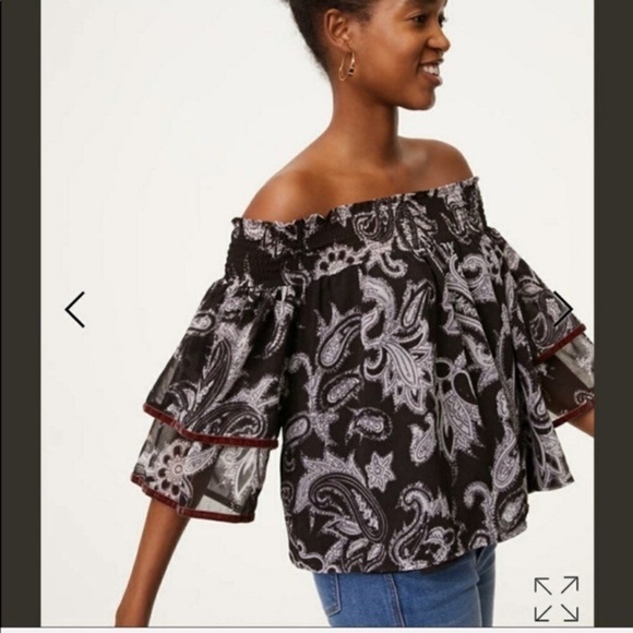 LOFT Black White Ruffle Flare Sleeve Off The Shoulder Top Blouse Size M - Picture 4 of 17